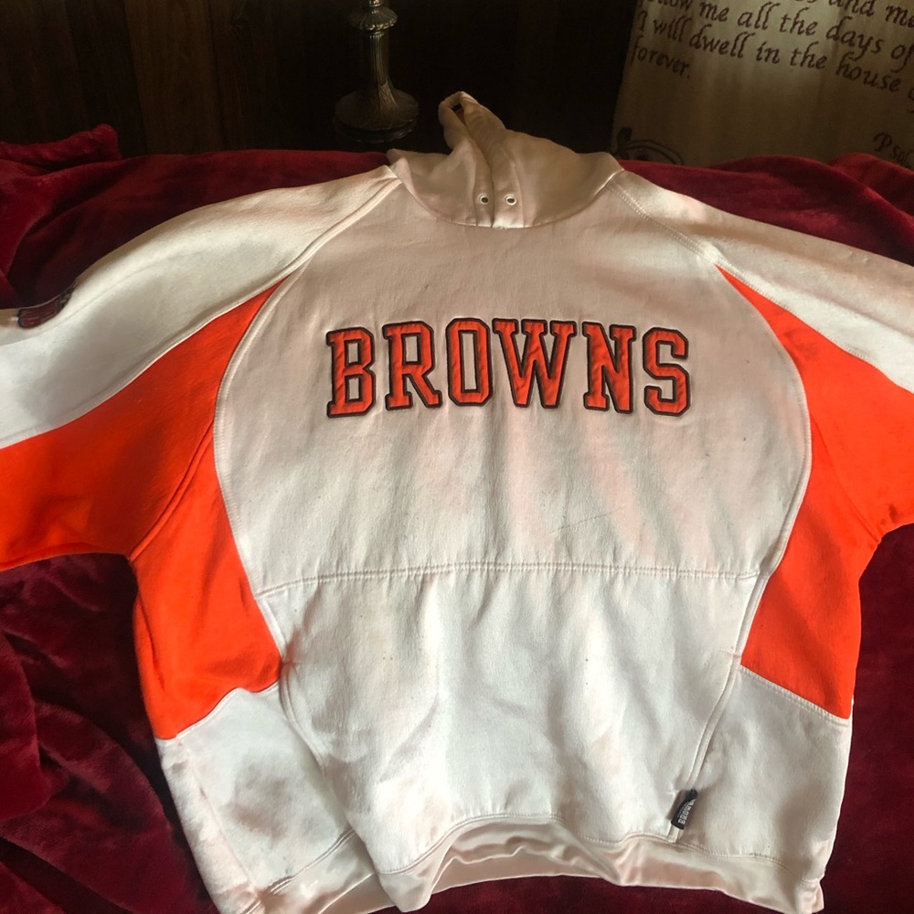 Cleveland Browns shiny sweatshirt